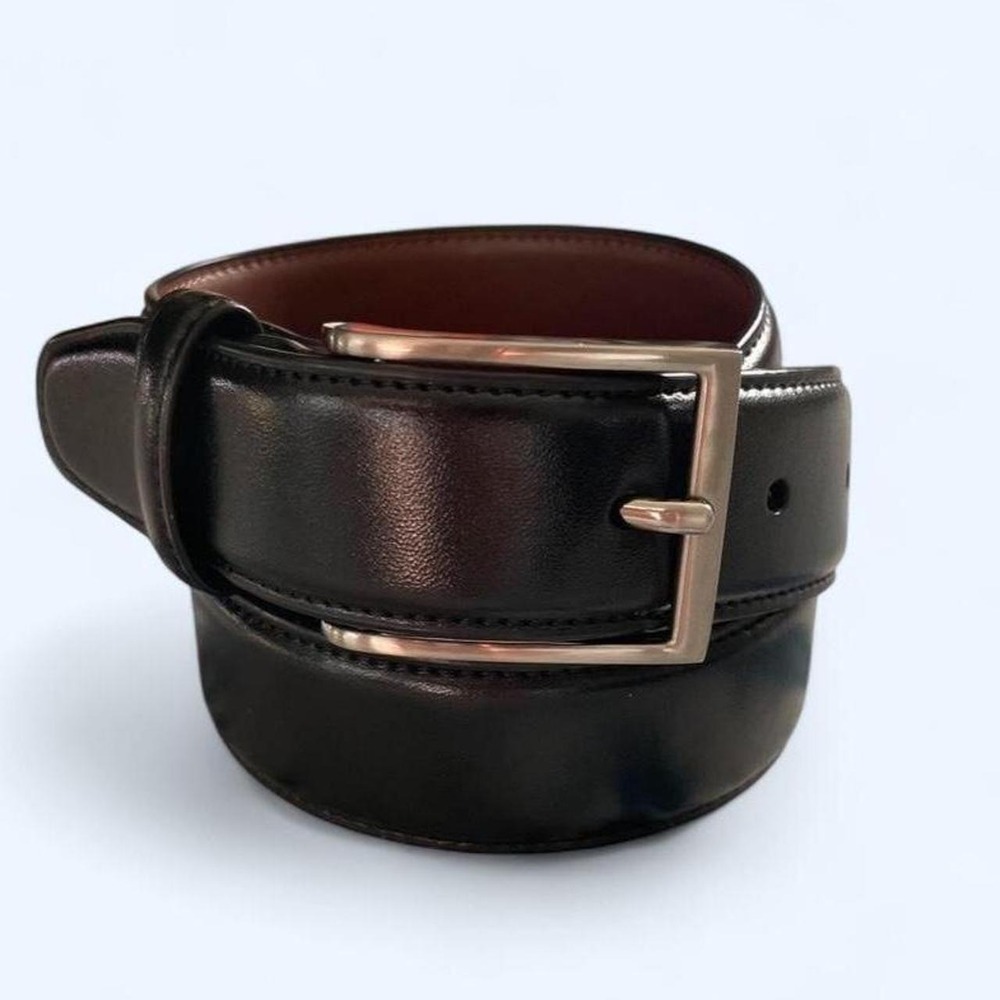Black faux‎ leather belt with silver buckle size L by Stafford